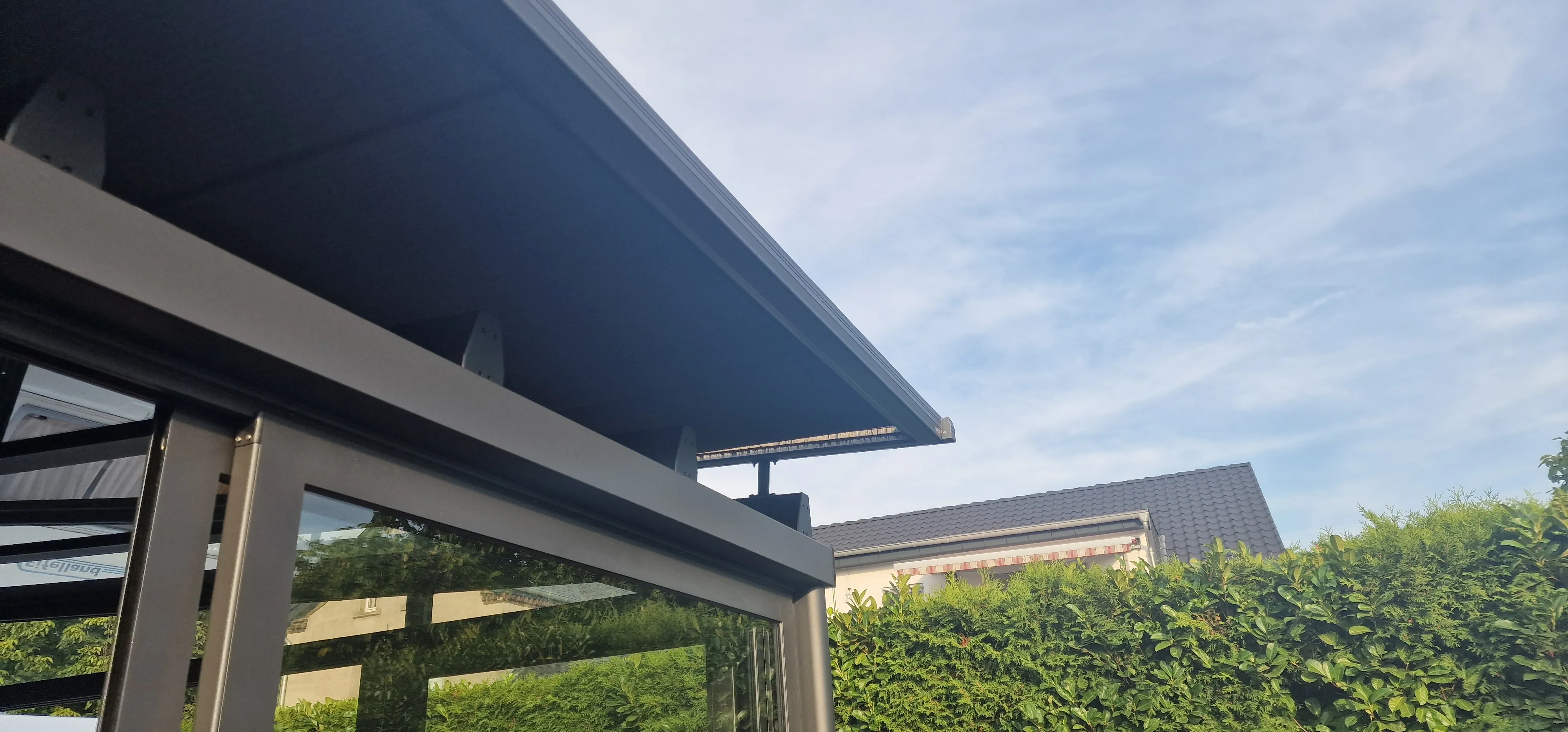 Sonnenschutz und ZIP-Markisen